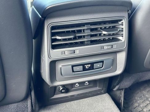 Certified 2026 Audi Q7 2.0T Premium Plus w/ Convenience Plus Package AWD/4WD image 15