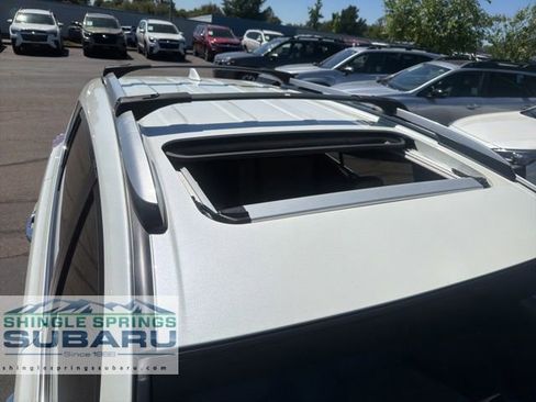 Used 2017 Toyota RAV4 Limited AWD/4WD image 16