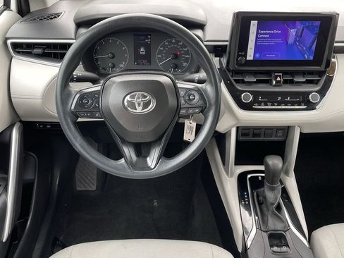 Used 2024 Toyota Corolla Cross L image 20
