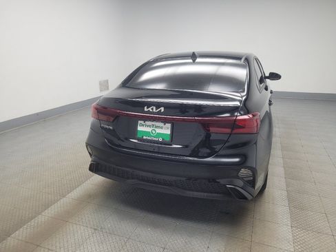 Used 2023 Kia Forte LXS FWD image 7