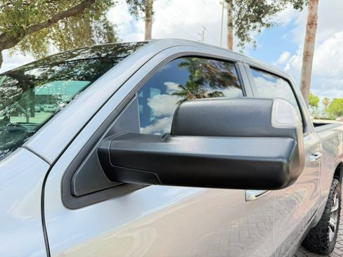 Used 2019 RAM 1500 Big Horn AWD/4WD image 12