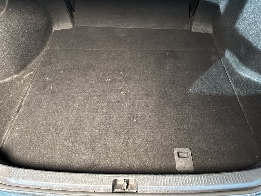 Used 2021 Toyota Camry SE FWD image 22