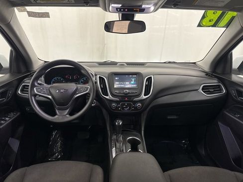Used 2018 Chevrolet Equinox LT image 10
