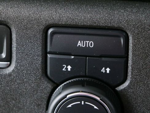 Used 2022 Chevrolet Silverado 1500 RST w/ Protection Package AWD/4WD image 21