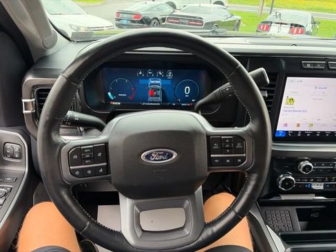 Used 2024 Ford F250 Lariat AWD/4WD image 13