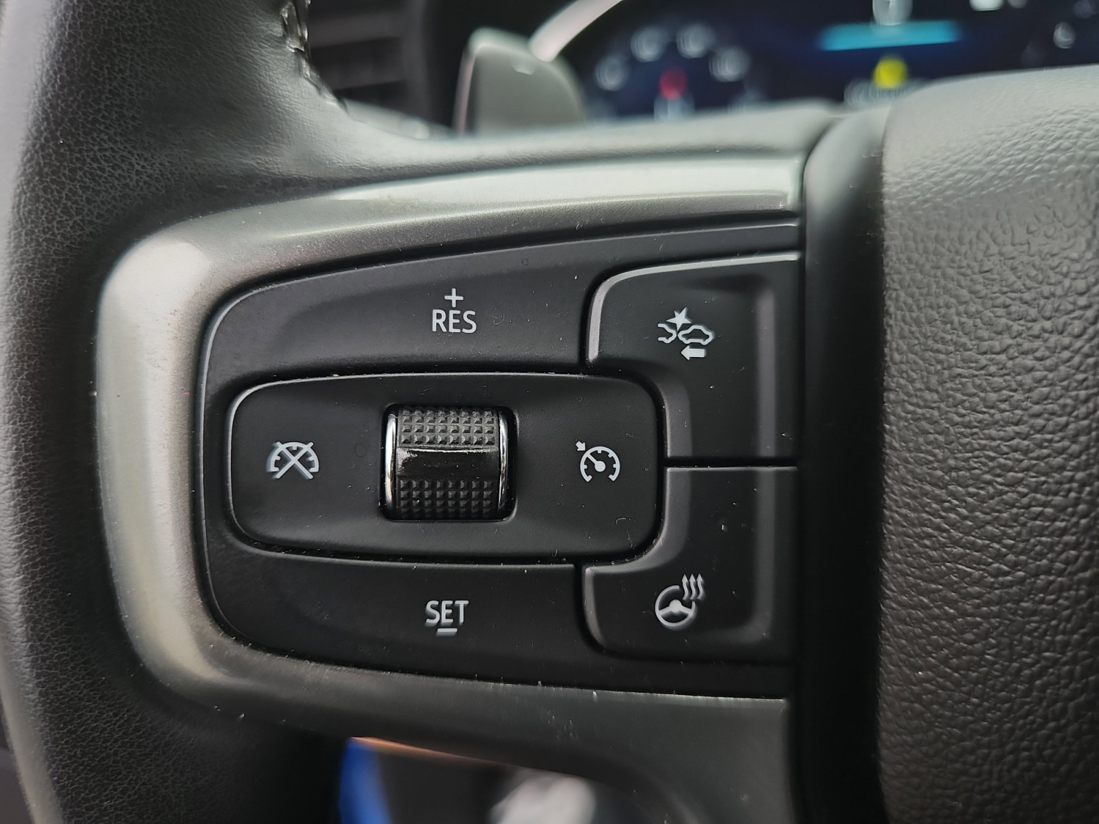 Used 2023 Chevrolet Silverado 1500 RST AWD/4WD image 25