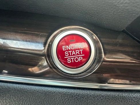 Used 2016 Honda CR-V Touring image 24