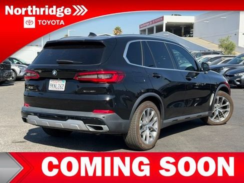 Used 2019 BMW X5 xDrive40i w/ Premium Package 2 AWD/4WD image 4