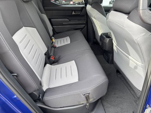 New 2025 Toyota Tacoma TRD Off-Road image 17