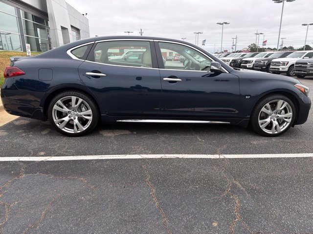Used 2016 INFINITI Q70 L 3.7 RWD image 2