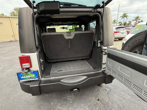 Used 2008 Jeep Wrangler X AWD/4WD image 13