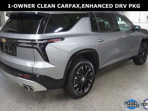 Used 2024 Chevrolet Traverse RS image 7