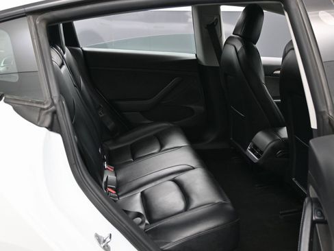 Used 2022 Tesla Model 3 Long Range image 37