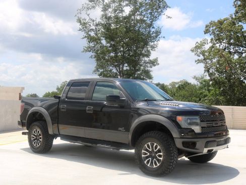 Used 2013 Ford F150 Raptor w/ Luxury Equipment Group AWD/4WD image 2