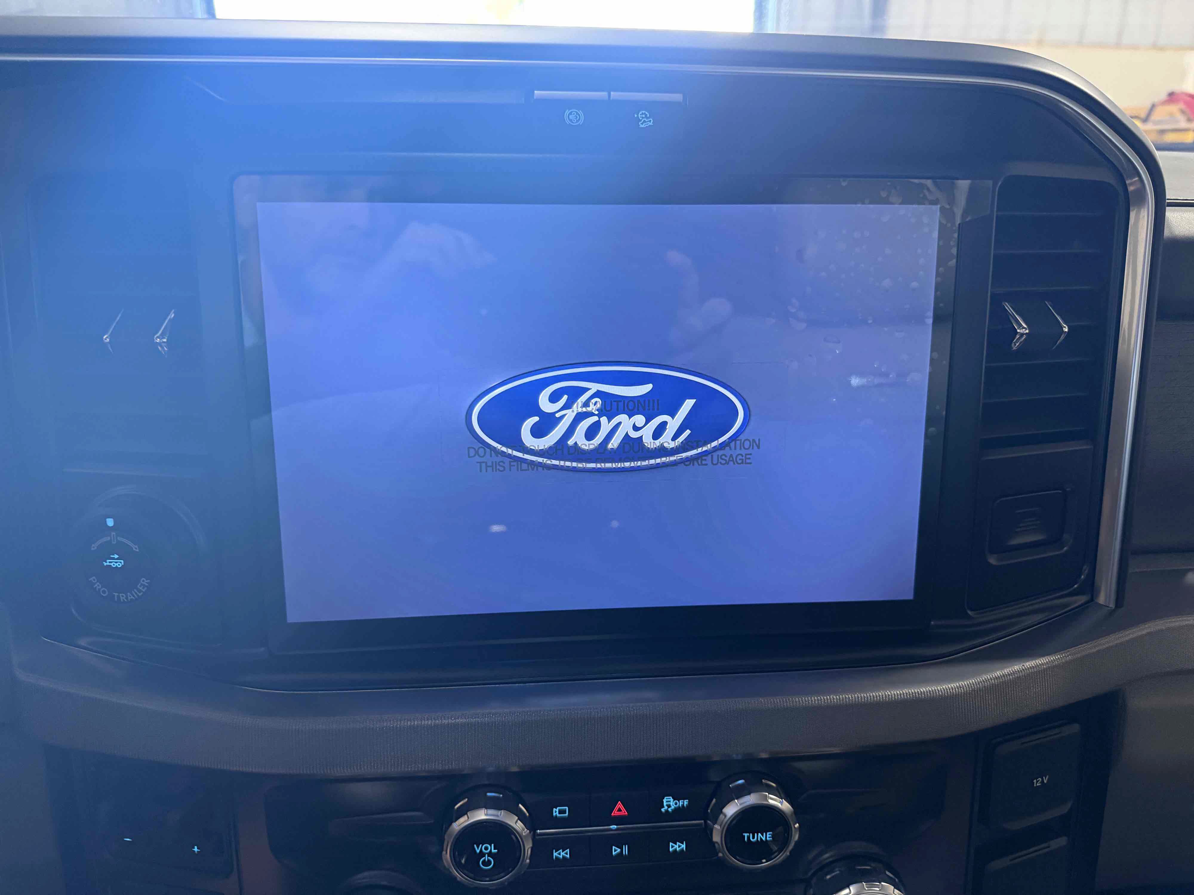 Used 2027 Ford F450 Platinum w/ Platinum Plus Package AWD/4WD image 27
