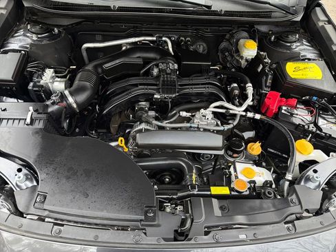 Used 2025 Subaru Outback Onyx Edition image 30