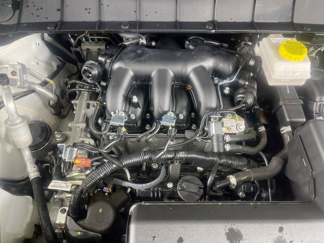 Used 2025 Nissan Pathfinder Rock Creek AWD/4WD image 31