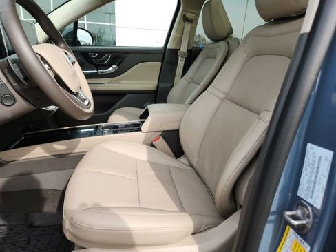 Used 2024 Lincoln Corsair Reserve w/ Equipment Group 201A image 23