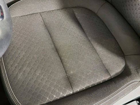 Used 2025 Ford Escape Active AWD/4WD image 15
