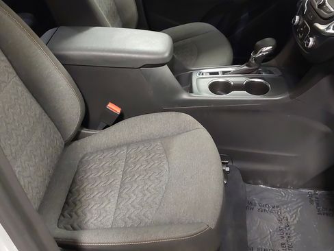 Used 2022 Chevrolet Equinox LT image 28