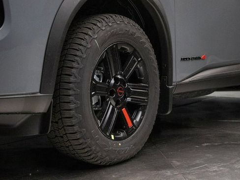 New 2026 Nissan Rogue SV image 7