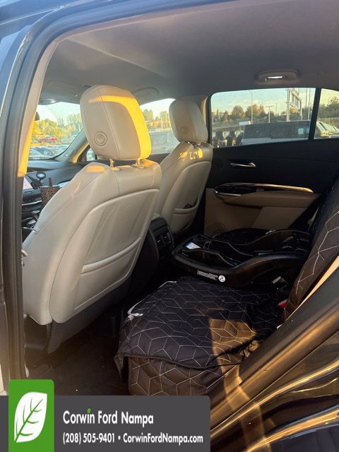Used 2019 Cadillac XT4 Luxury FWD image 10
