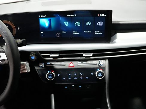 Used 2025 Hyundai Sonata SEL image 17