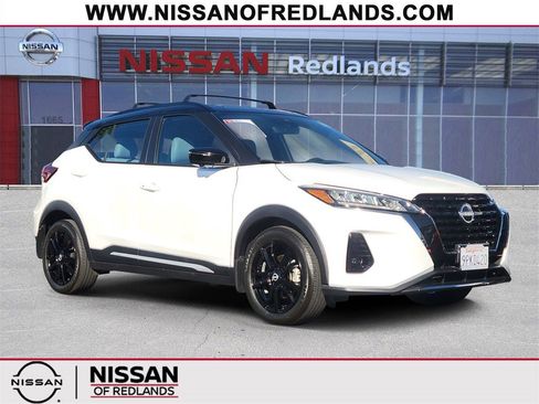 Used 2024 Nissan Kicks SR w/ SR Premium Package image 1