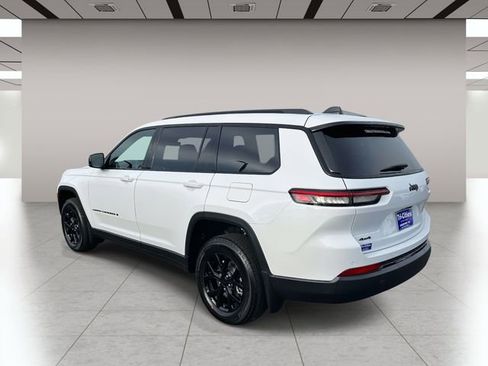 New 2025 Jeep Grand Cherokee L Altitude image 5