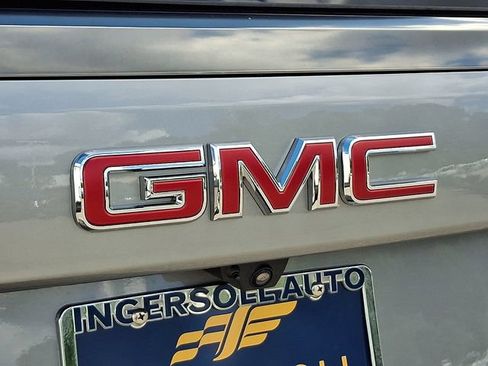 Used 2026 GMC Yukon AT4 AWD/4WD image 32