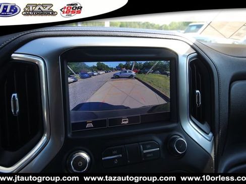 Used 2021 Chevrolet Silverado 1500 RST w/ Convenience Package II AWD/4WD image 16