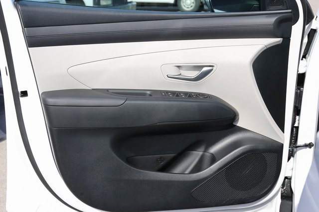 New 2026 Hyundai Tucson SE FWD image 9
