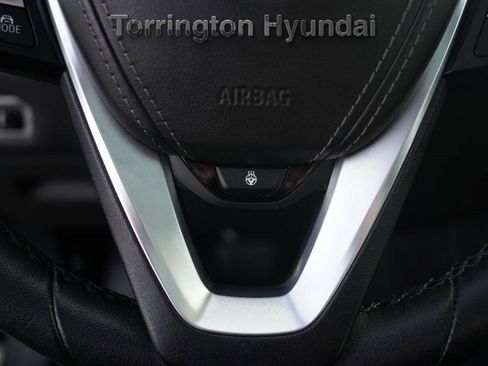 Used 2022 BMW X5 xDrive45e w/ Executive Package image 16