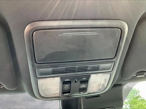 Used 2023 Honda Passport EX-L image 17