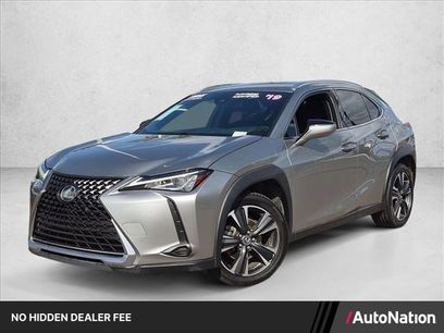 Used 2019 Lexus UX 200 w/ Accessory Package 2
