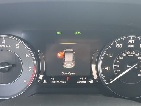 Used 2021 Acura RDX FWD w/ Technology Package image 18