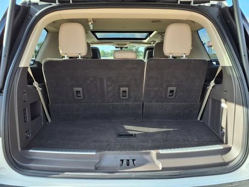 Certified 2023 Lincoln Navigator Reserve RWD image 25