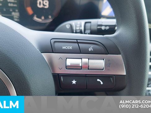 Used 2025 Hyundai Sonata SE image 25