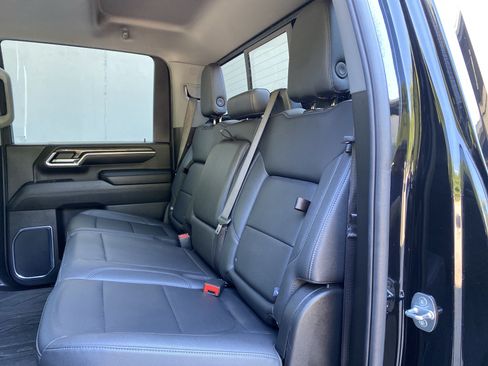 Used 2024 Chevrolet Silverado 2500 LTZ w/ LTZ Plus Package AWD/4WD image 42