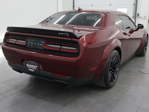 Used 2018 Dodge Challenger SRT Hellcat image 5