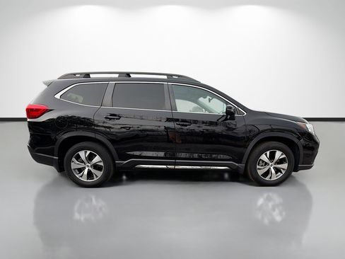 Used 2021 Subaru Ascent Limited w/ Technology Package AWD/4WD image 2