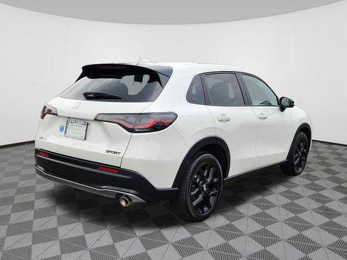 Certified 2025 Honda HR-V Sport image 4