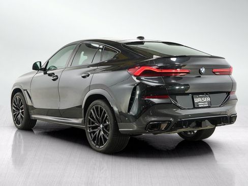 Used 2024 BMW X6 xDrive40i AWD/4WD image 3