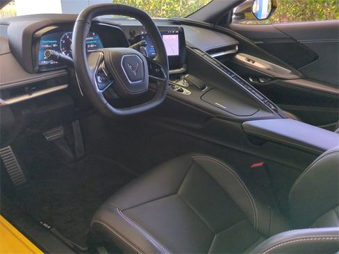 Certified 2025 Chevrolet Corvette Stingray Convertible w/ 1LT image 15