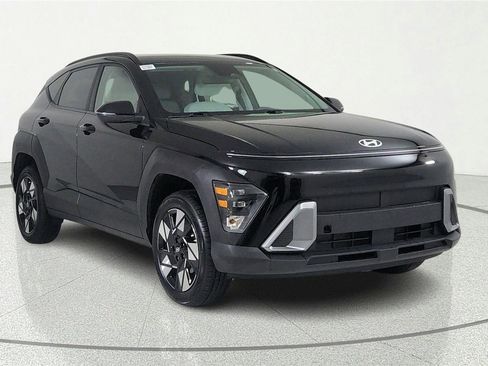 Used 2025 Hyundai Kona SEL AWD/4WD image 1