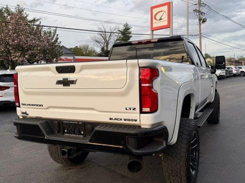 Used 2025 Chevrolet Silverado 2500 LTZ w/ Trail Boss Package image 6
