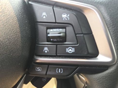 Used 2023 Subaru Forester Limited AWD/4WD image 6