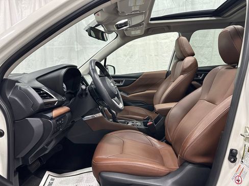 Used 2019 Subaru Forester Touring AWD/4WD image 14