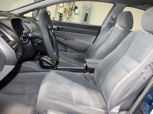Used 2010 Honda Civic LX image 19