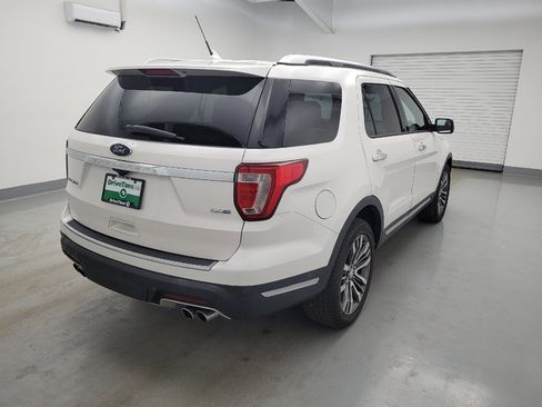 Used 2018 Ford Explorer Platinum AWD/4WD image 9